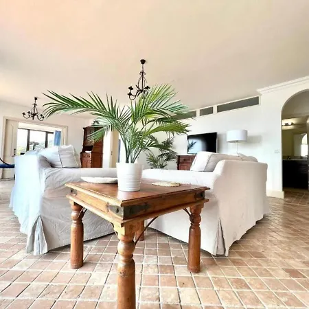 Apartman Three Bedroom With Sea View,near The Beach, Heated Pool Y Free Wifi In All Common Areas *