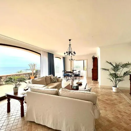 Three Bedroom With Sea View,near The Beach, Heated Pool Y Free Wifi In All Common Areas * Los Realejos