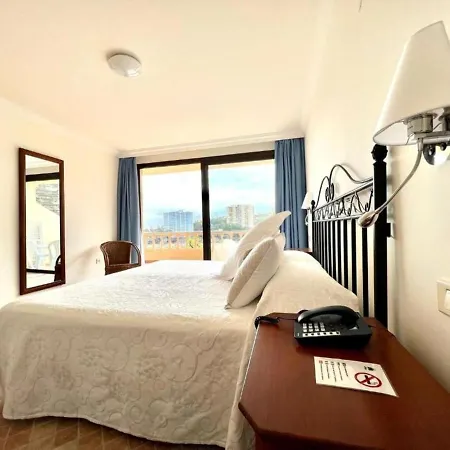 Three Bedroom With Sea View,near The Beach, Heated Pool Y Free Wifi In All Common Areas Apartmán