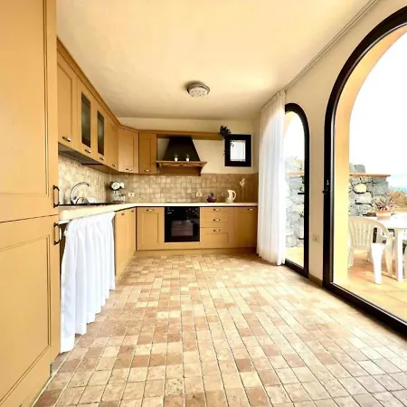 Apartmán Three Bedroom With Sea View,near The Beach, Heated Pool Y Free Wifi In All Common Areas