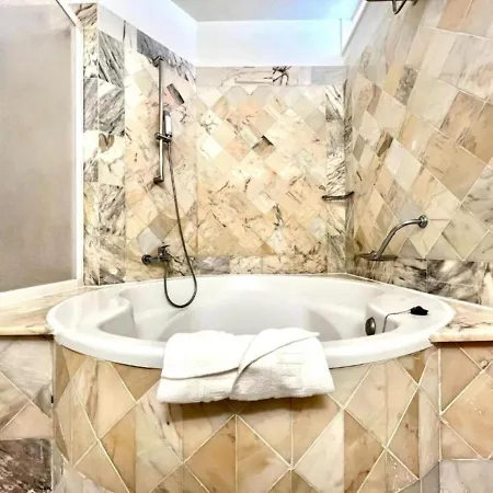 Three Bedroom With Sea View,near The Beach, Heated Pool Y Free Wifi In All Common Areas Los Realejos