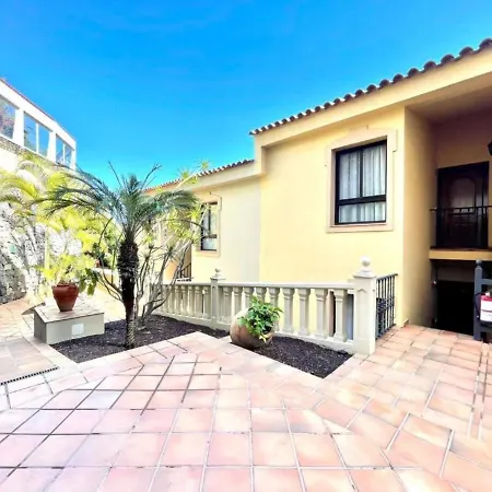 Apartmán Three Bedroom With Sea View,near The Beach, Heated Pool Y Free Wifi In All Common Areas Los Realejos
